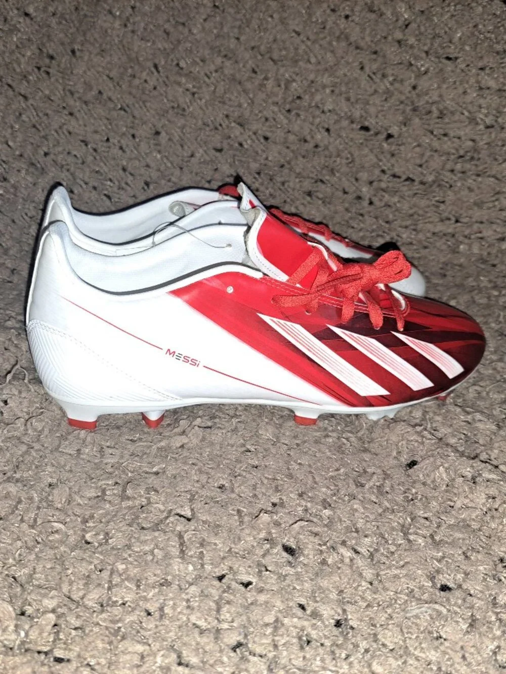 ADIDAS-F10 TRX FG Messi Soccer Cleats-White/Red/Black-Sz 8.5-NEW/NO BOX